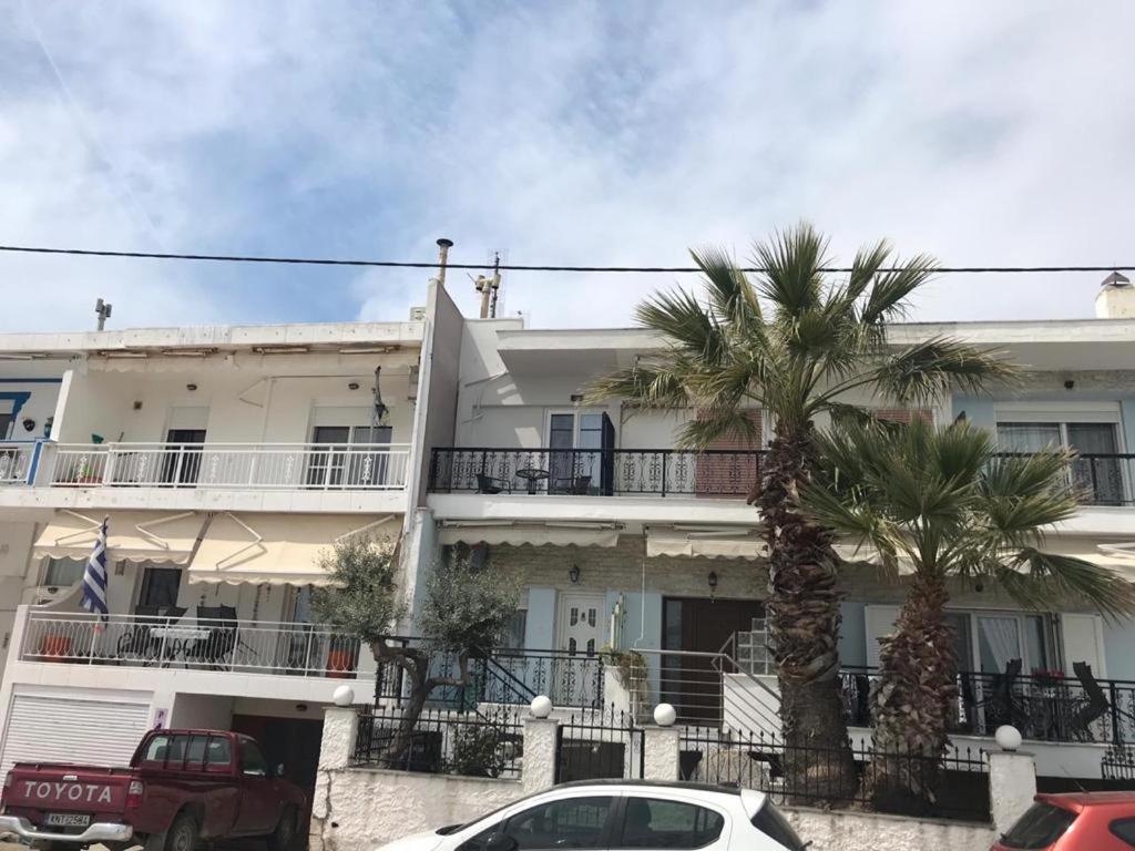 Apartamento E & F Sea View Flat Néa Péramos Exterior foto